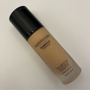bareMinerals BAREPRO 24HR Wear Skin-Perfecting Matte Liquid Foundation